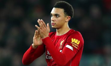 Berikan Pujian, Alexander-Arnold Kirim Kode kepada Barcelona