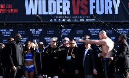 Bob Arum Perbarui Status Duel Trilogi Tyson Fury vs Deontay Wilder