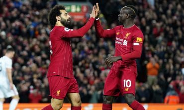 Mohamed Salah Atau Sadio Mane, Siapa yang Harusnya Dilepas Liverpool?