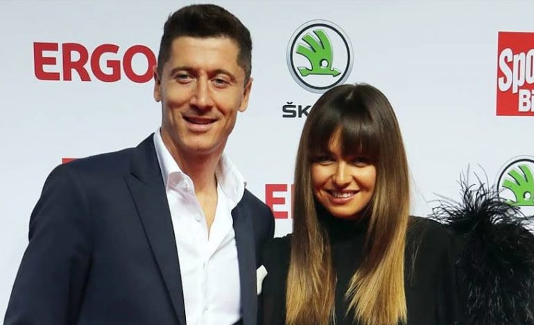 Robert Lewandowski dan Istri Donasi Rp17 Miliar untuk Lawan Covid 19
