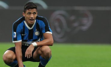 Alexis Sanchez Jalani Karantina Ditemani Model Cantik Anna Modler