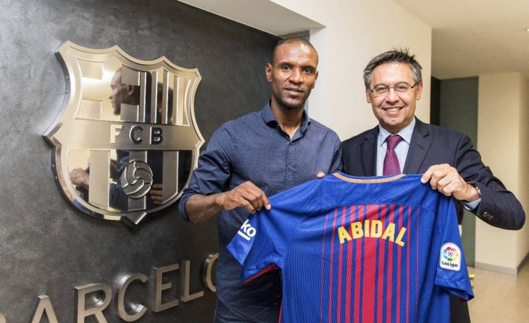 Olympique Lyon Berencana Rekrut Eric Abidal dari Barcelona
