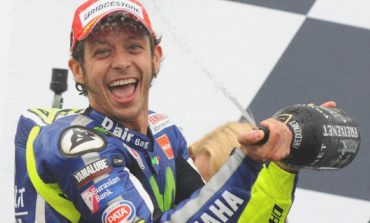 Pembalap Legendaris Sarankan Valentino Rossi Jangan Pensiun Dahulu