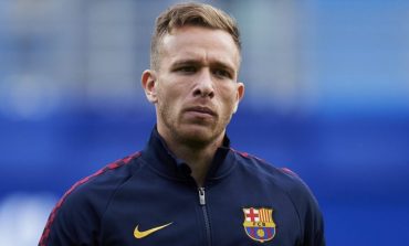 Resmi, Barcelona Jual Arthur Melo ke Juventus