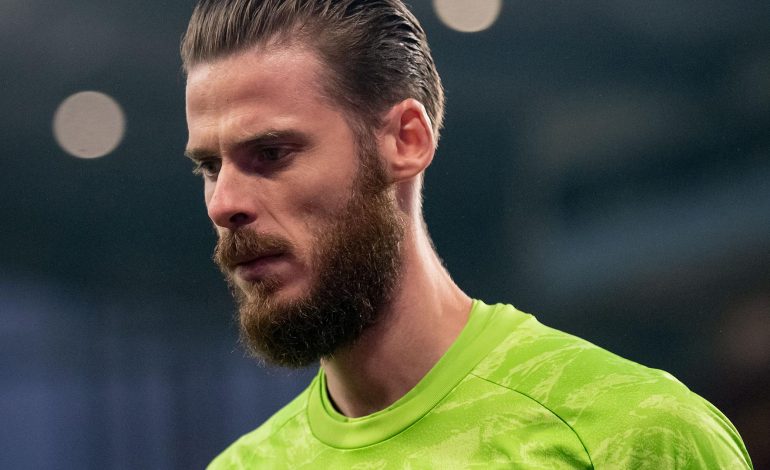 Lewati Rekor Peter Schmeichel, David de Gea Malah Minta Maaf