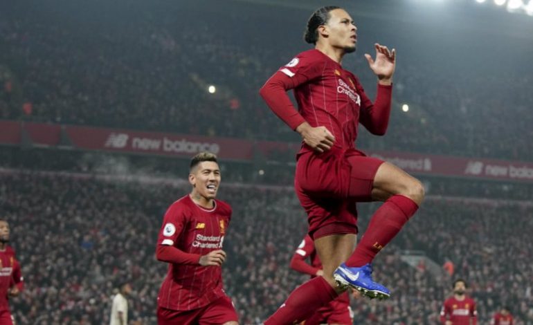 Jordan Henderson: Virgil van Dijk Bek Tengah Terbaik di Dunia