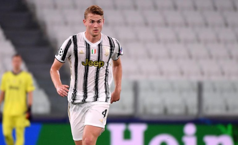 Cedera Bahu, Matthijs de Ligt Terancam Absen hingga November 2020