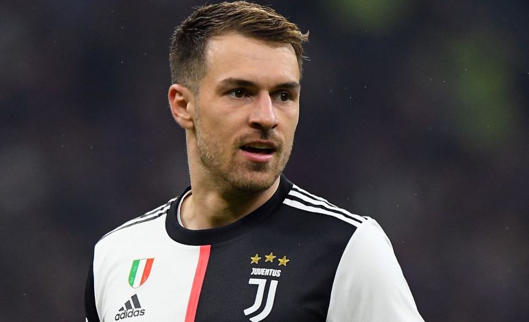 Aaron Ramsey Menuju Pintu Keluar Juventus