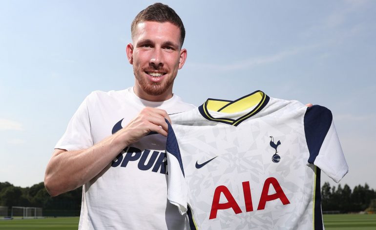 Tottenham Hotspur Resmi Perkenalkan Pierre-Emile Hojbjerg