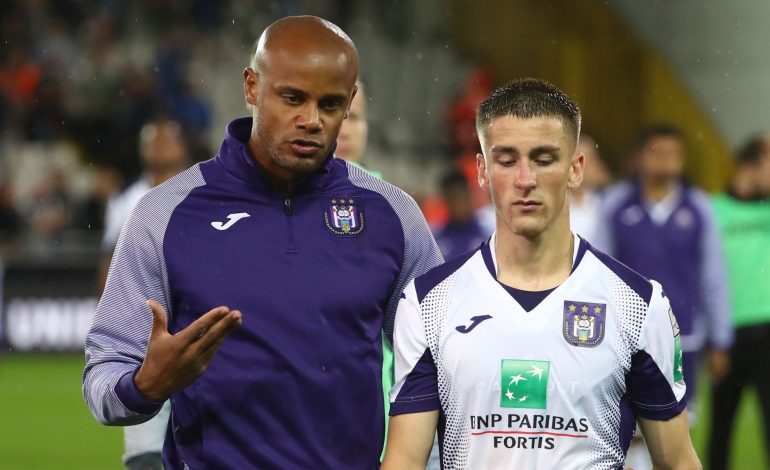 Resmi Gantung Sepatu, Vincent Kompany Langsung Jadi Pelatih Anderlecht