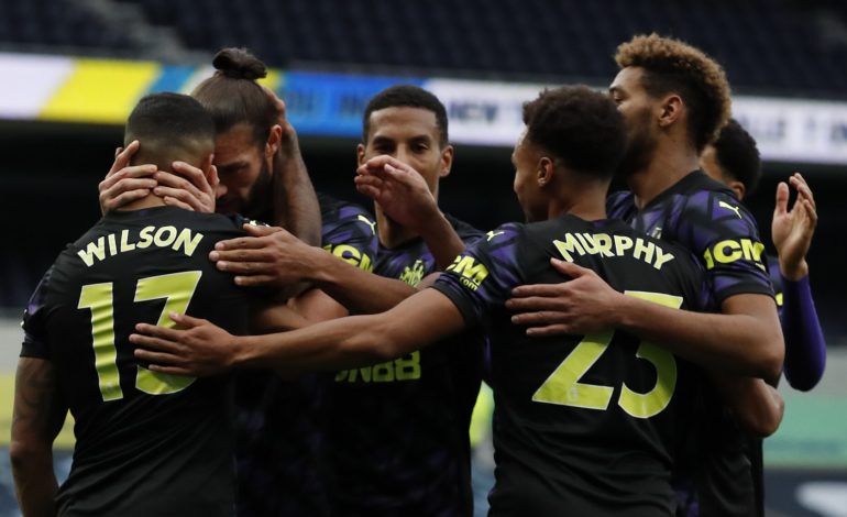 Dramatis, Gol Injury Time Newcastle Batalkan Kemenangan Tottenham