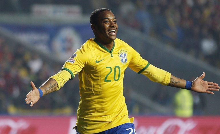 Pulang ke Santos, Robinho Rela Diberi Gaji Kecil