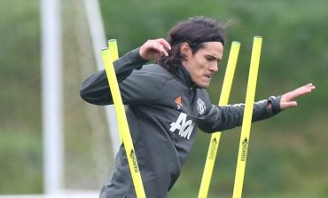 Solskjaer Pastikan Edinson Cavani Absen Perkuat MU Lawan PSG, Apa Alasannya?