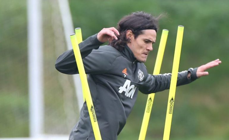 Solskjaer Pastikan Edinson Cavani Absen Perkuat MU Lawan PSG, Apa Alasannya?