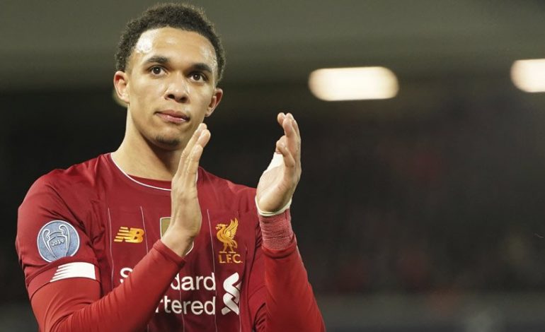 Santai Saja, Alexander-Arnold Tak Perlu Bingung Tentukan Posisi di Lapangan