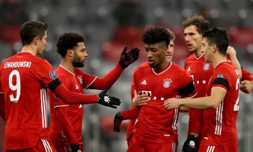 Bayern Munich vs Salzburg: 10 Pemain Die Roten Menangi Laga 3-1