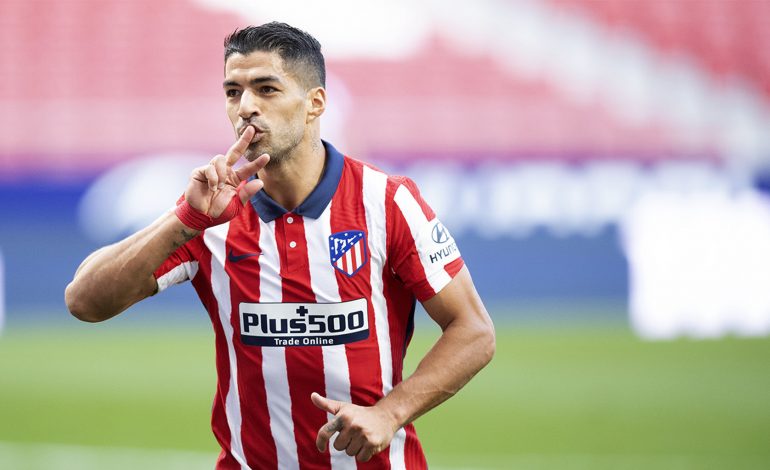 Luis Suarez Positif Corona, Batal Reuni dengan Barcelona