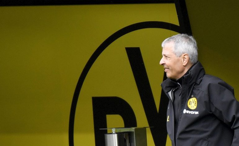 Dortmund Pecat Lucien Favre Usai Dihajar Stuttgart 5-1