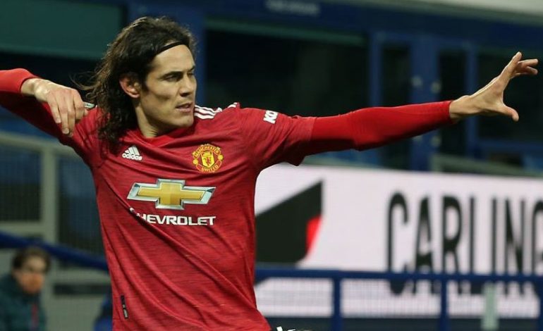Melihat Peran Ganda Edinson Cavani di Manchester United
