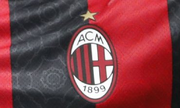Desak Barcelona Lepas Firpo, Ini Langkah yang Diambil Milan