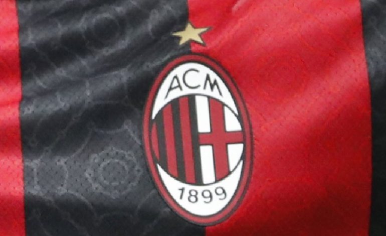 Desak Barcelona Lepas Firpo, Ini Langkah yang Diambil Milan