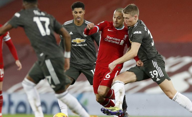 Eks Wasit EPL Ini Isyaratkan Liverpool Memang Dirugikan Wasit Saat Lawan Manchester United