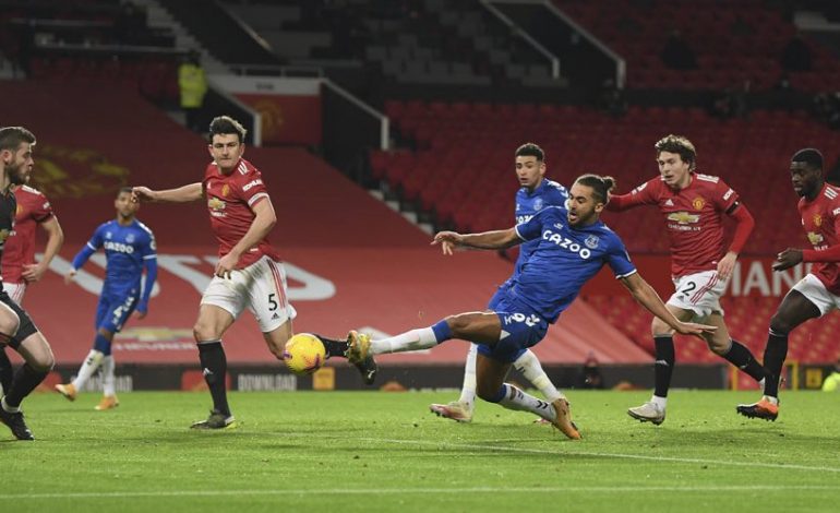 Manchester United Gagal Menang Atas Everton, Salah Siapa?