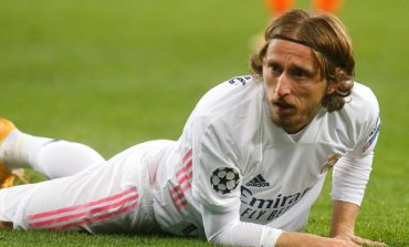 Demi Bertahan di Real Madrid, Modric Siap Potong Gaji