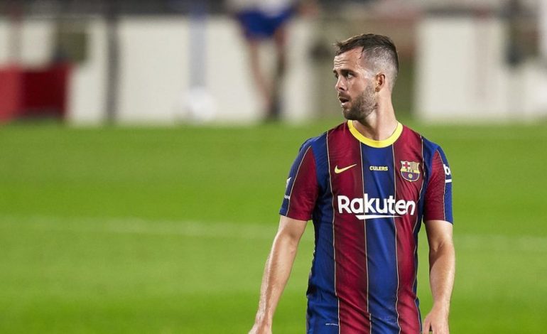 Barcelona Jual Pjanic Dulu, Baru Bisa Gaet Wijnaldum