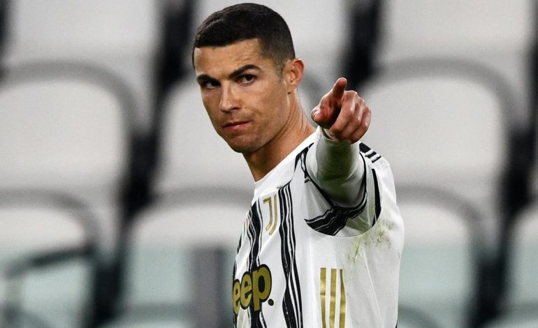 Ronaldo Jadi yang Pertama Lakukan Ini Usai Bobol Gawang Spezia
