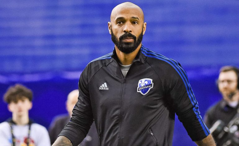 Thierry Henry Punya Impian Melatih Arsenal