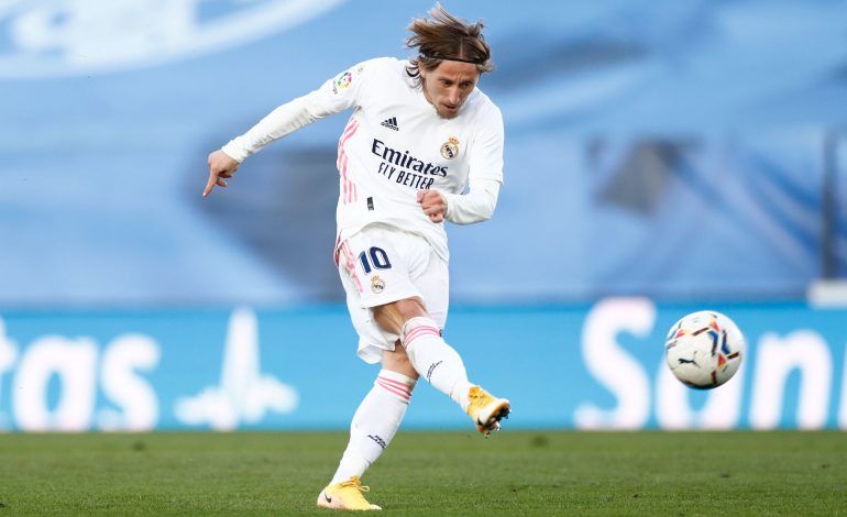 Real Madrid Masih Krisis Pemain, Cuma Bawa 4 Gelandang Lawan Cadiz