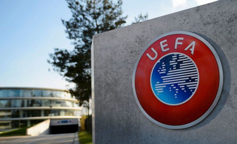 UEFA Cabut Aturan Larangan Penonton ke Stadion