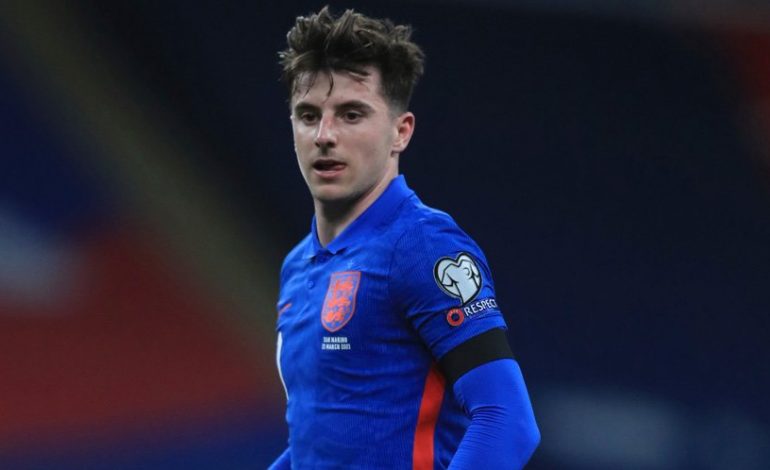 Kabar Buruk Chelsea! Mason Mount Alami Cedera di Timnas Inggris
