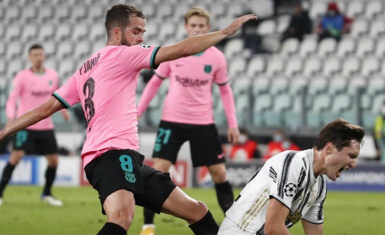 Pjanic Kesulitan di Barcelona, Chelsea Siap Jadi Penyelamat?
