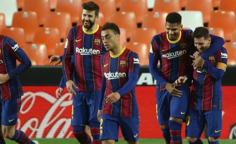 Terjerat Utang, Barcelona Siap Obral Sampai 18 Pemainnya