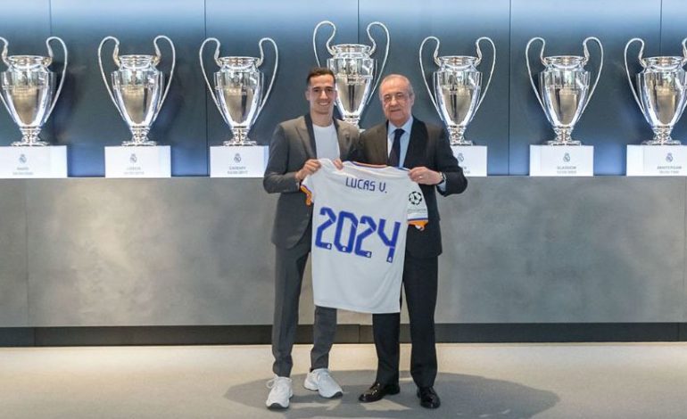 Batal Pergi, Lucas Vazquez Resmi Perpanjang Kontrak di Real Madrid