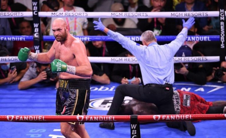 Fury Kalahkan Wilder Lagi, Pertunjukkan Tinju Kelas Dunia