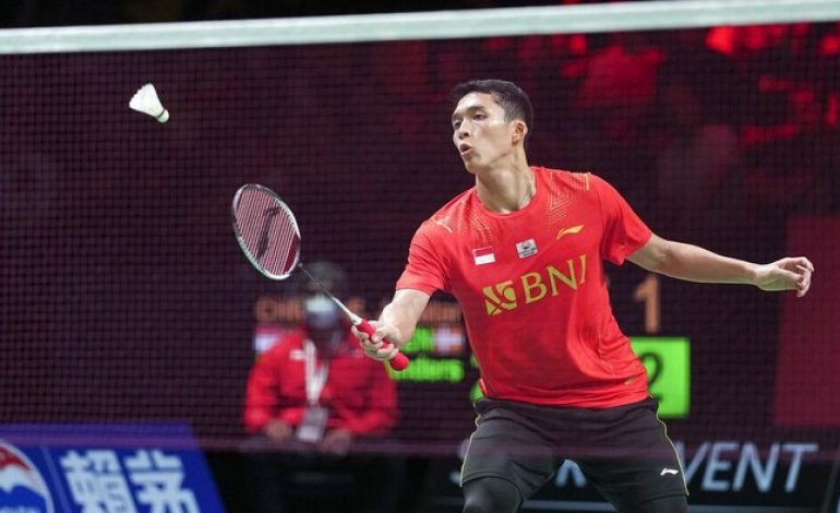 Jonatan Christie Alami Cidera Saat Lawan Kento Momota