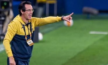 Unai Emery Tanyakan VAR yang Tidak Menganggap Pique Handball