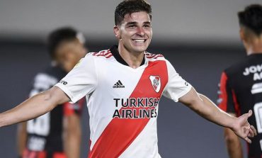Manchester United Ajukan Tawaran Kepada Julian Alvarez, Bagaimana Sepak Terjangnya?