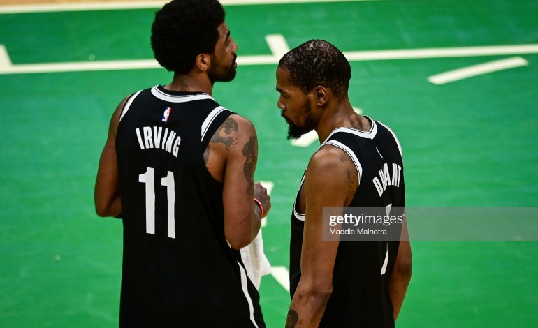 Kevin Durant dan Kyrie Irving Positif Covid-19