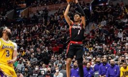 Anfernee Simons Pimpin Blazers Kalahkan Lakers