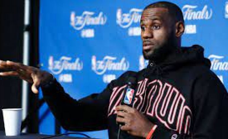 Lebron James Berpendapat Tentang Timnya Lakers Dengan Warriors dan Suns
