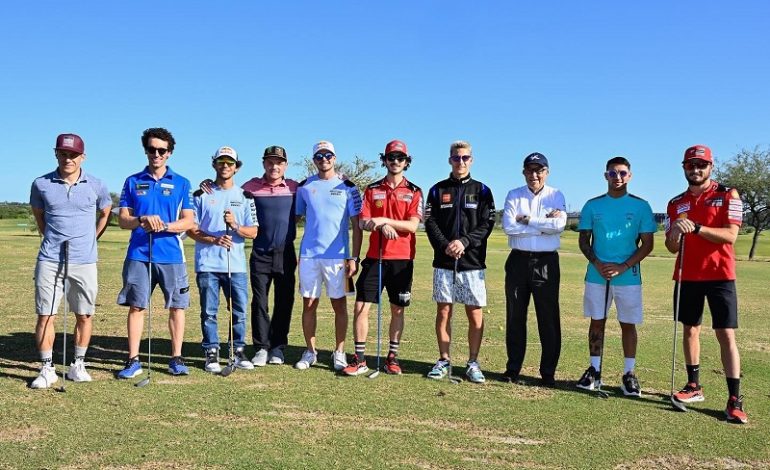 Pembalap MotoGP Bermain Golf Bareng Saat MotoGP Argentina 2022 Ditunda