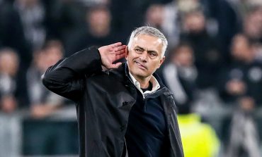 Jose Mourinho Siap Mengambil Dua Pemain Dari Manchester United