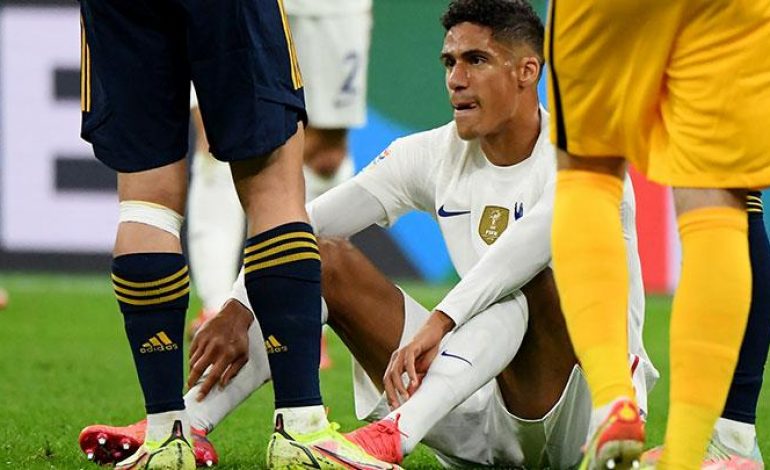 Berita Buruk MU! Raphael Varane Cedera di Tim Nasional Prancis