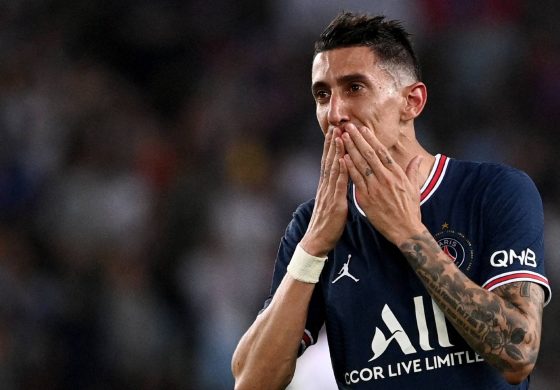 Angel Di Maria Mempersembahkan Dirinya ke Barcelona?
