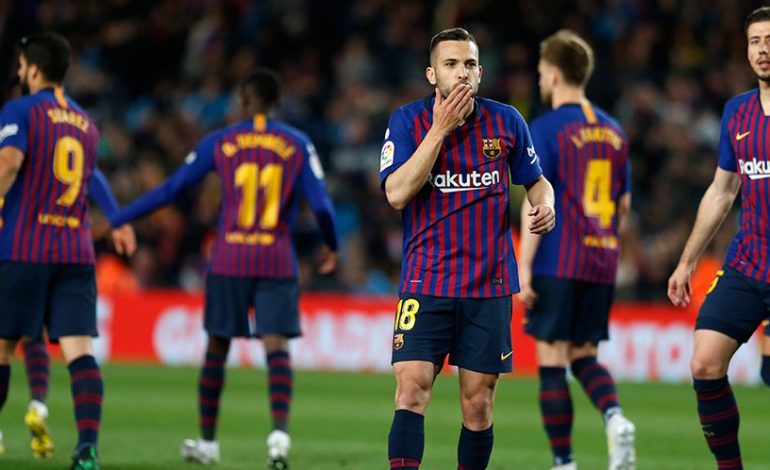 Wow!!!, Barcelona Mau Potong Gaji Pemain Hingga 50 Persen